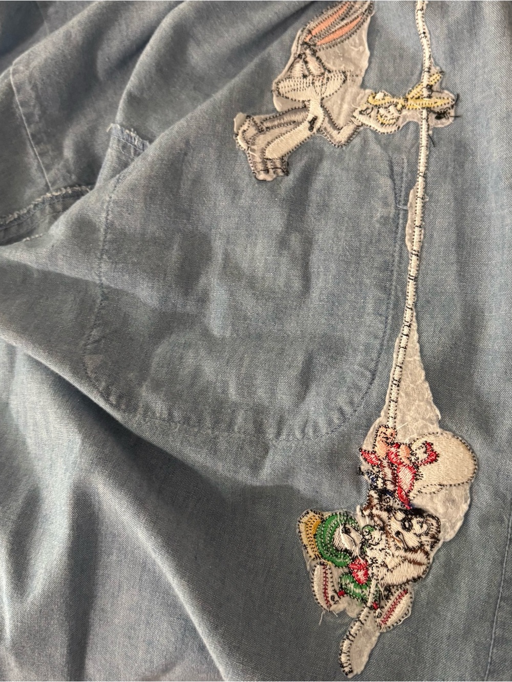 Vintage 90’s Looney Tunes Warner Bros. Studio Button Up Long Sleeve Shirt Size S - Picture 9 of 9